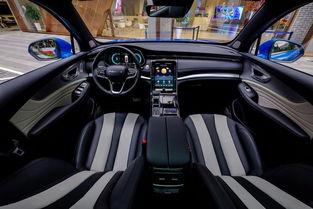 国产汽车拉飞机视频合集